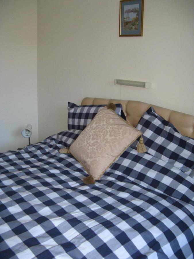 ברטון און סי Pine Lodge מראה חיצוני תמונה